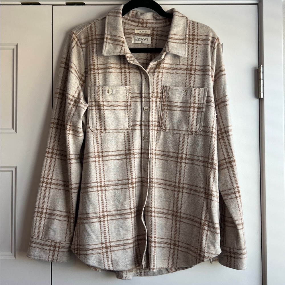 Plaid‎ Button-Up Shirt